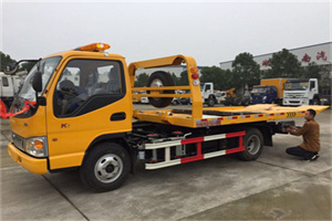 献县哪里有拖车服务