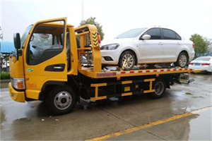 献县附近拖车救援24小时服务热线